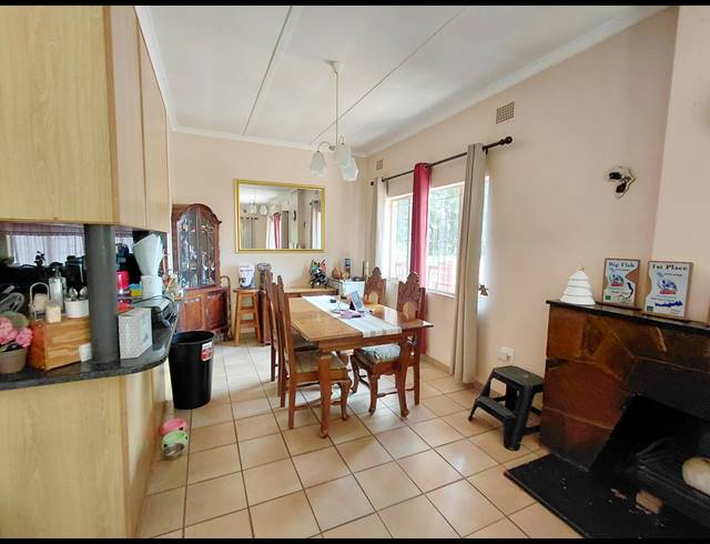 3 BEDROOM FREESTANDING FOR SALE IN MOREGLOED